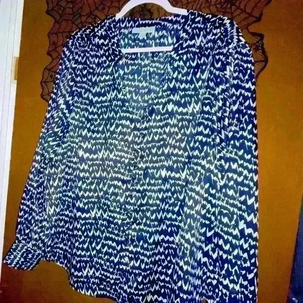 Ladies checked long sleeve blouse